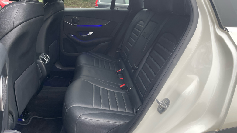 Mercedes-Benz GLC 300d 4Matic AMG Line Premium 5dr 9G-Tronic Diesel Estate